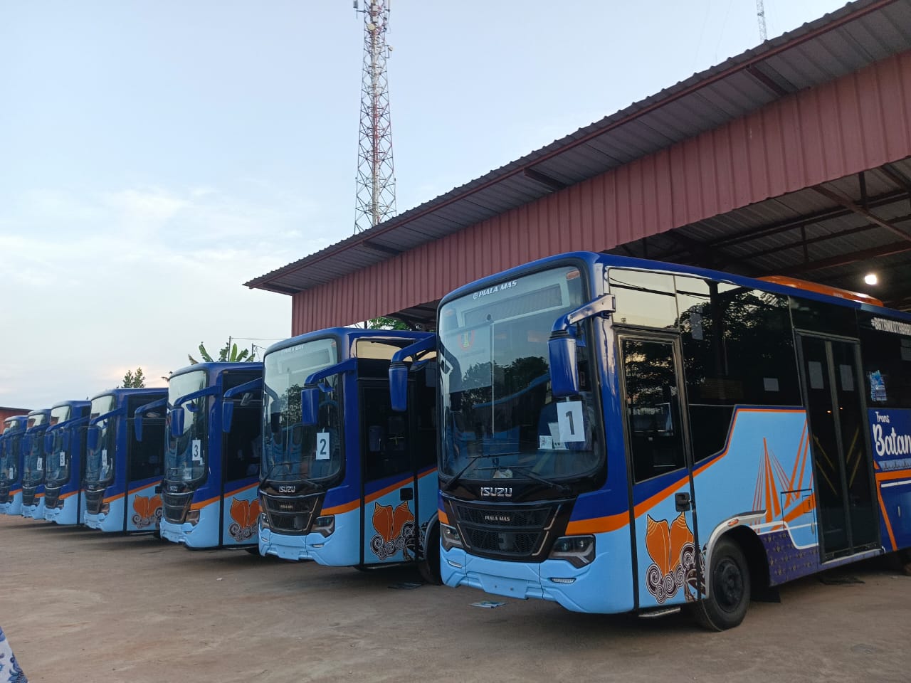 Suasana layanan Trans Batam di Kota Batam